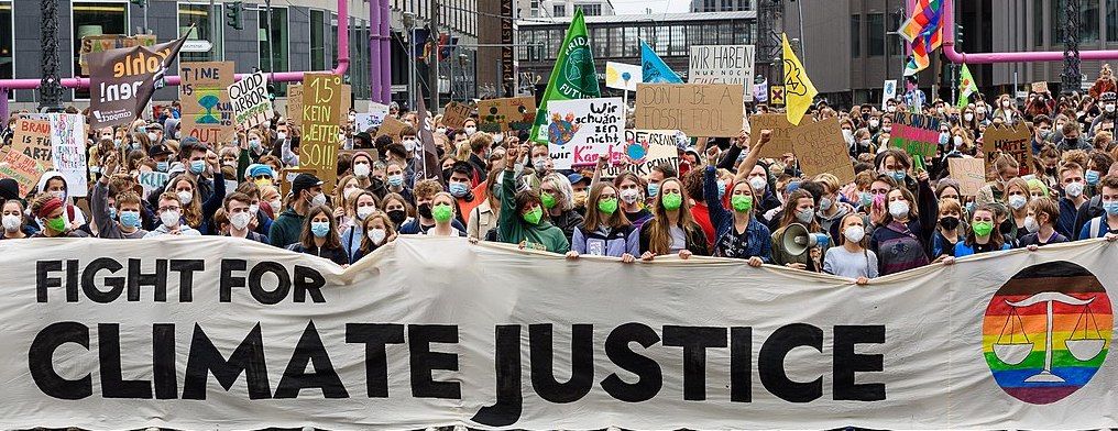 Background for the 'Climate Justice Field School' link block