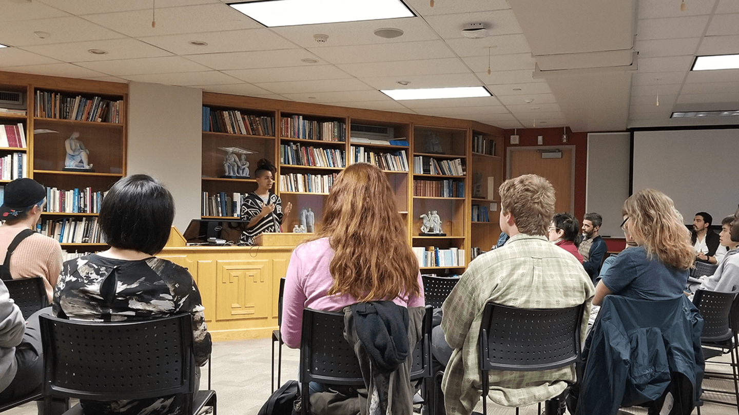 Aisha Sabatini Sloan talks to creative writing students at Temple University