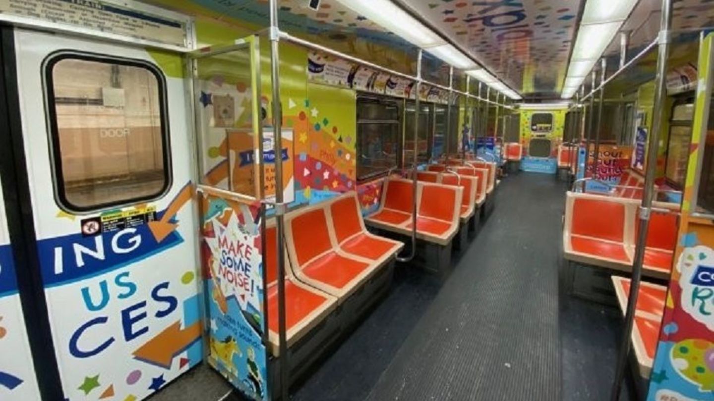 image of Septa subway car